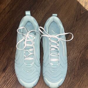 Women's NIKE AIRMAX Sneakers